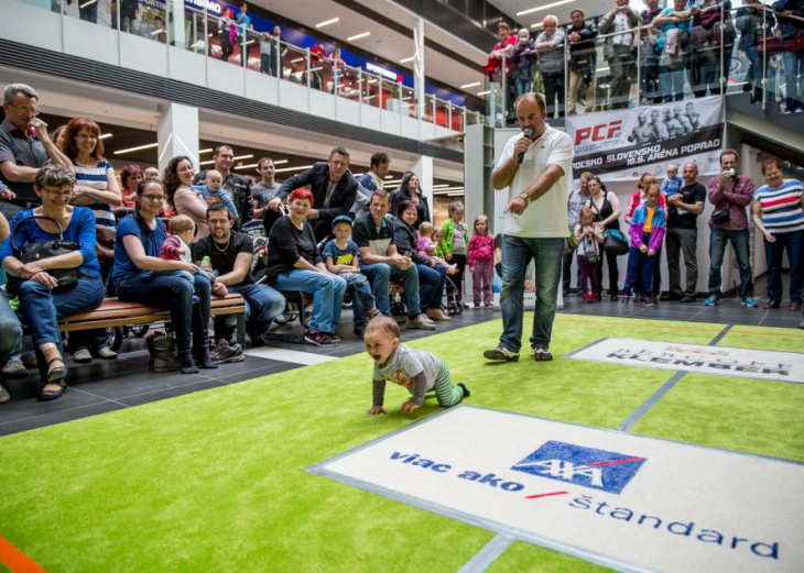 Preteky lezúňov v nákupnom centre OC MAX Trenčín - fotografia č. 1