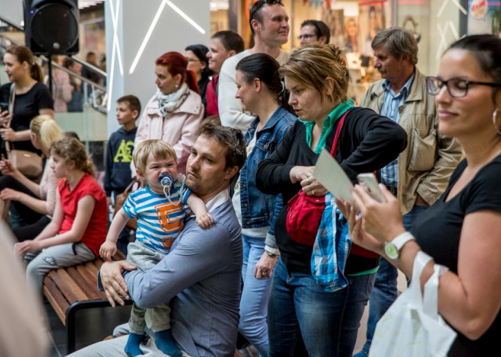 Preteky lezúňov v nákupnom centre OC MAX Trenčín - fotografia č. 1