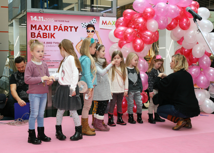 Maxi párty bábik - FOTOGALÉRIA v nákupnom centre OC MAX Trenčín - fotografia č. 1